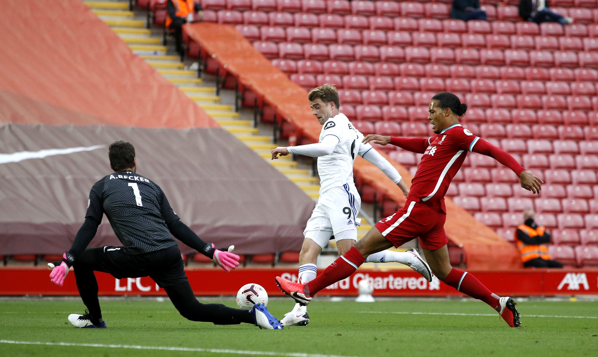 三位的是英 三位的是英